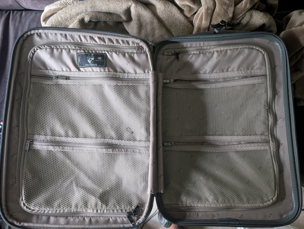 Heys Blue Carry-On Luggage #freecycle - photo 3