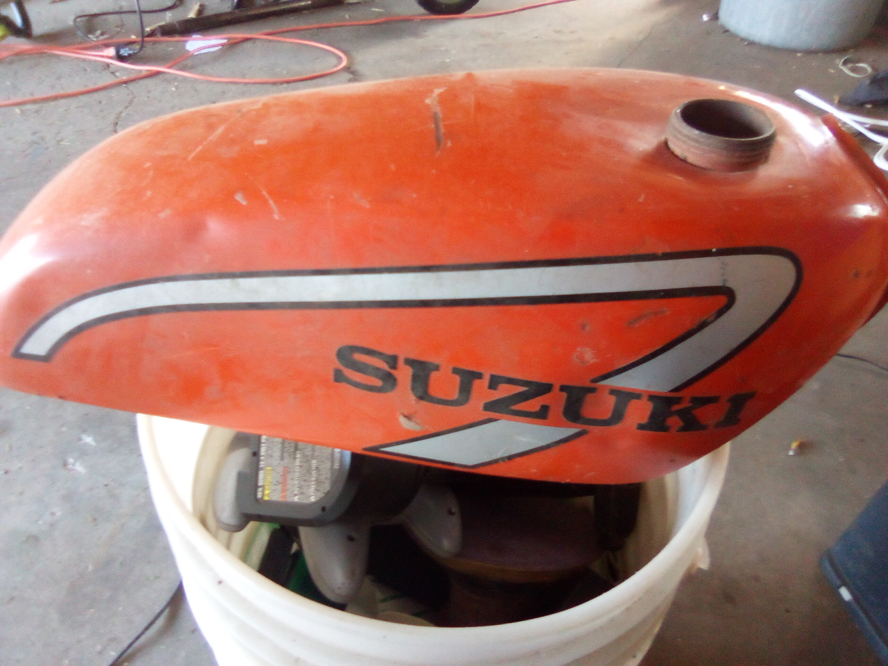 Suzuki motorcycle fuel tank