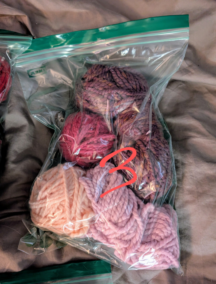 #freecycle Yarn Destash Bundles - Various Colours - photo 4