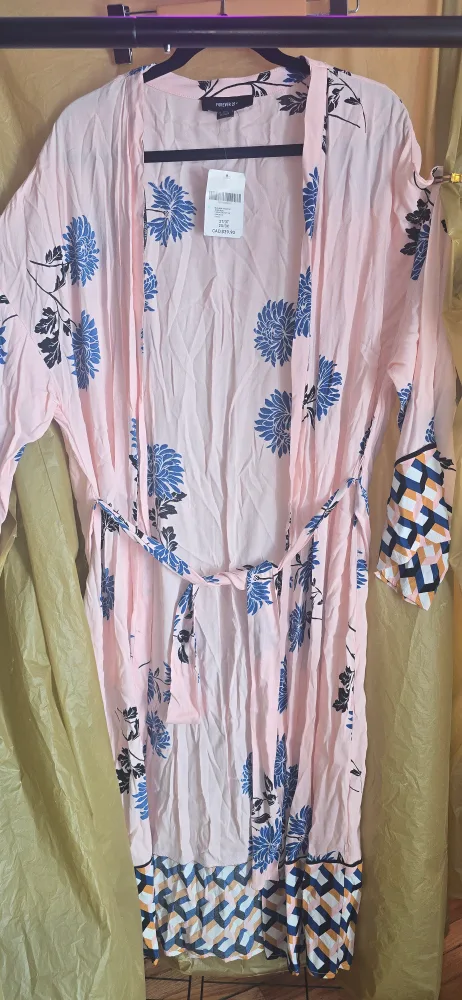 Forever 21+ Floral Robe/ Kimono - Size 2X/3X thumbnail