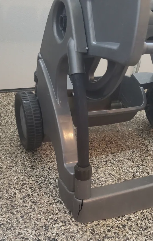 Garden Hose Reel Cart image indicator(5)