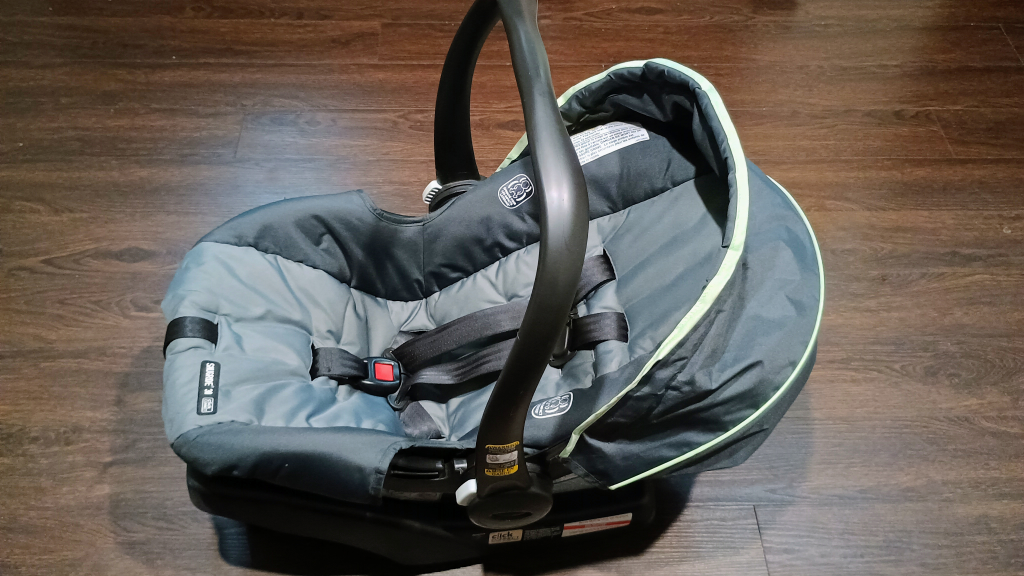 Graco SnugRide 30 Infant Car Seat - photo 3