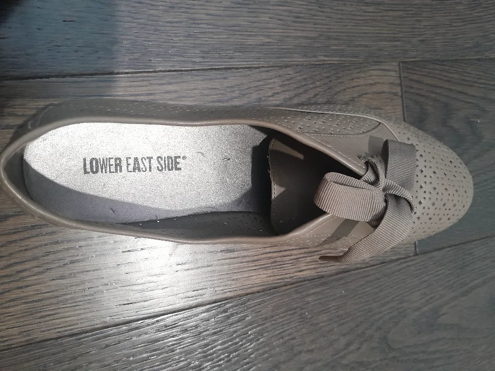 Lower East Side Lace-Up Perforated Dress Shoes image indicator(4)