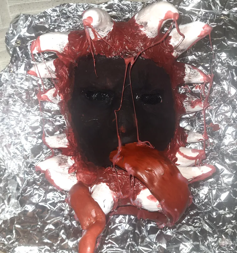 handmade Halloween mask image indicator(2)