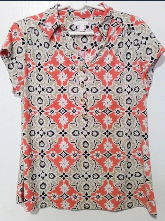 Women's Clothing Bundle - Size Medium image indicator(2)