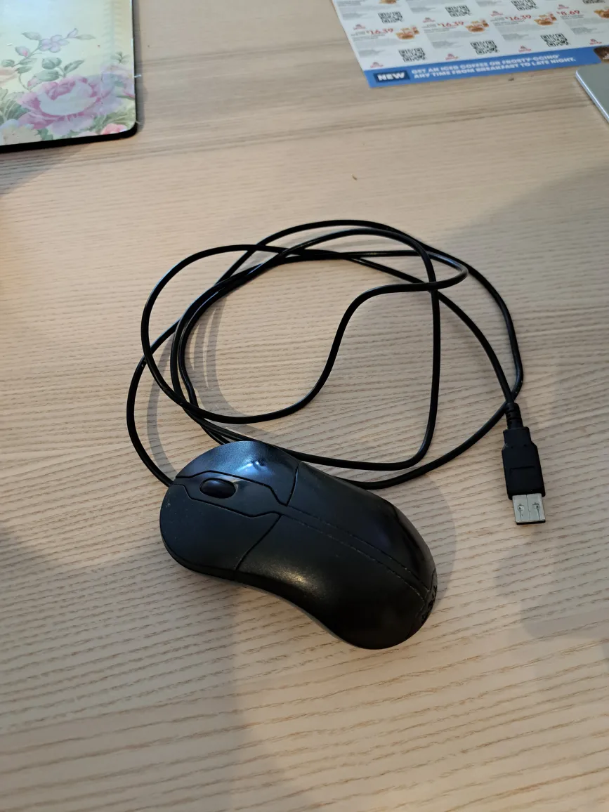 #freecycle Wired USB Mouse thumbnail