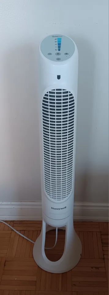 Honeywell QuietSet Tower Fan thumbnail