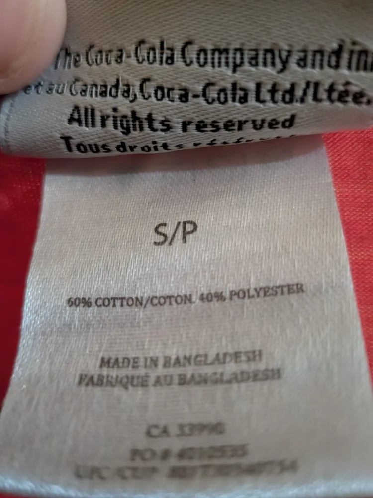 Cherry Coca-Cola T-Shirt - Size S image indicator(4)