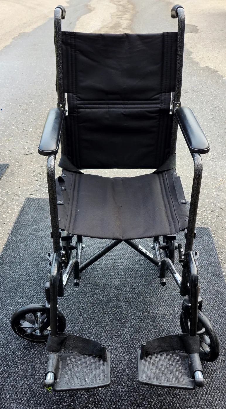Folding Wheelchair image indicator(6)