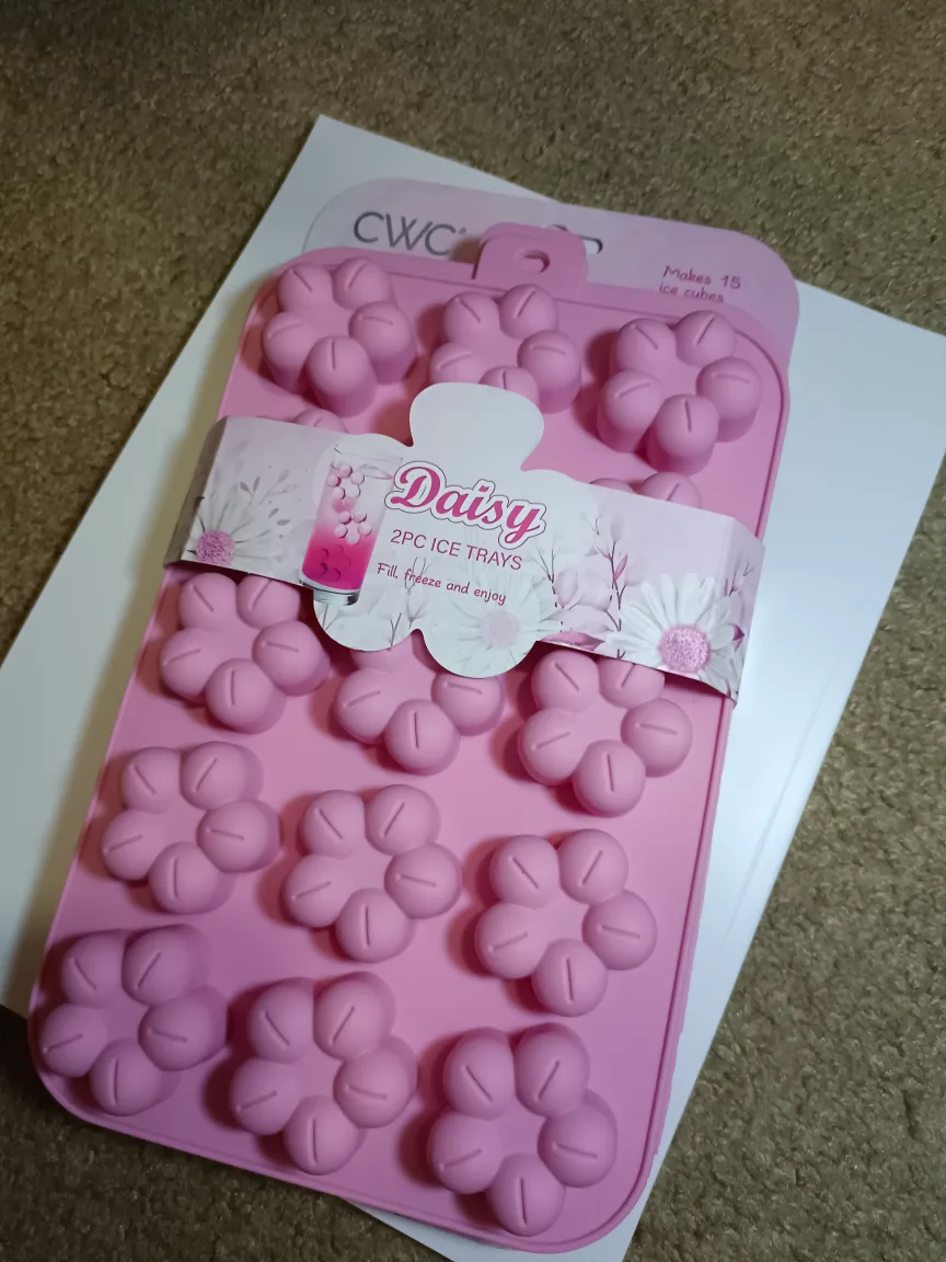 Daisy 2PC Ice Trays - Flower & Rose Shapes image indicator(3)