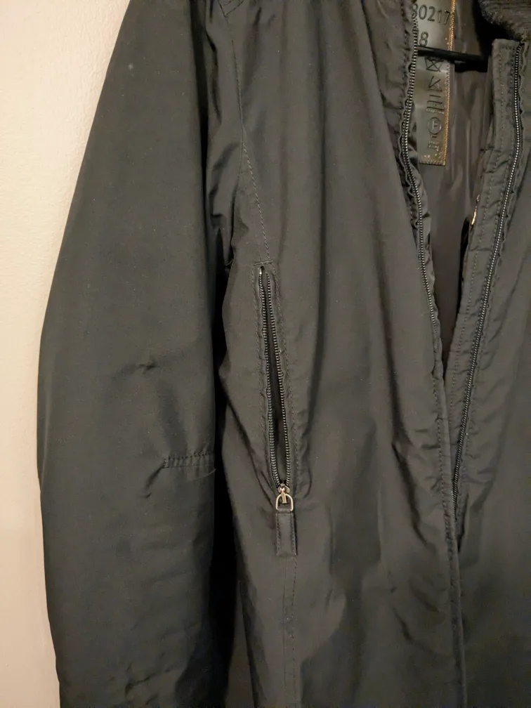 PRADA Vintage Waterproof Gore-Tex Jacket image indicator(3)