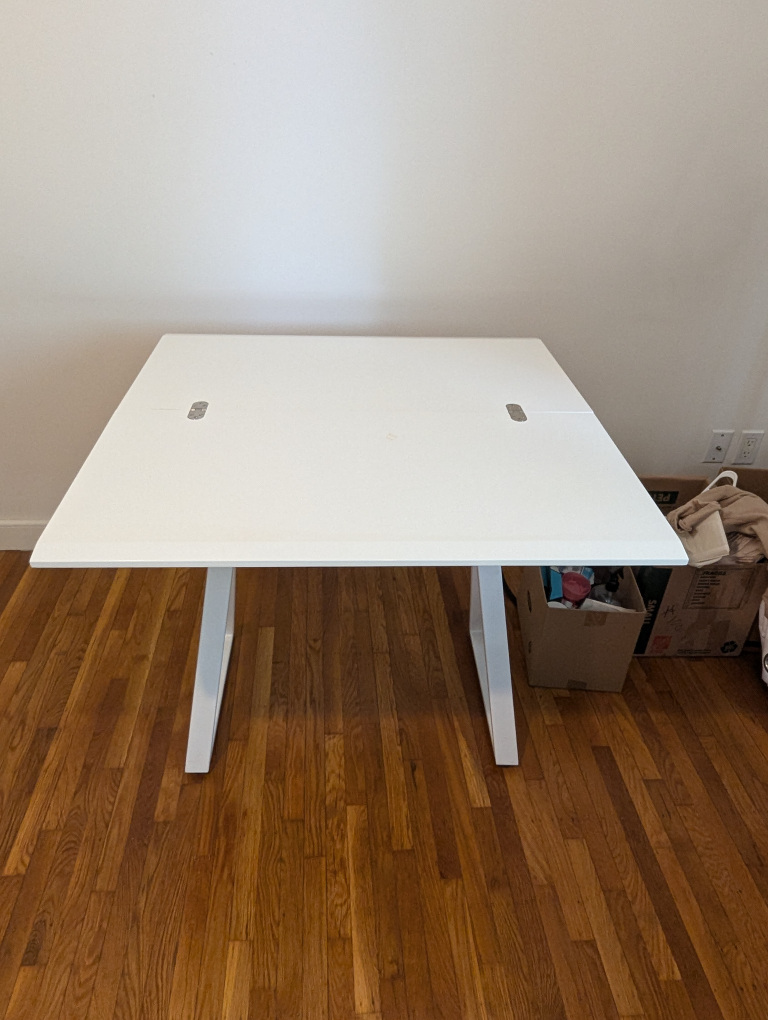 White Modern Desk/Table - photo 2