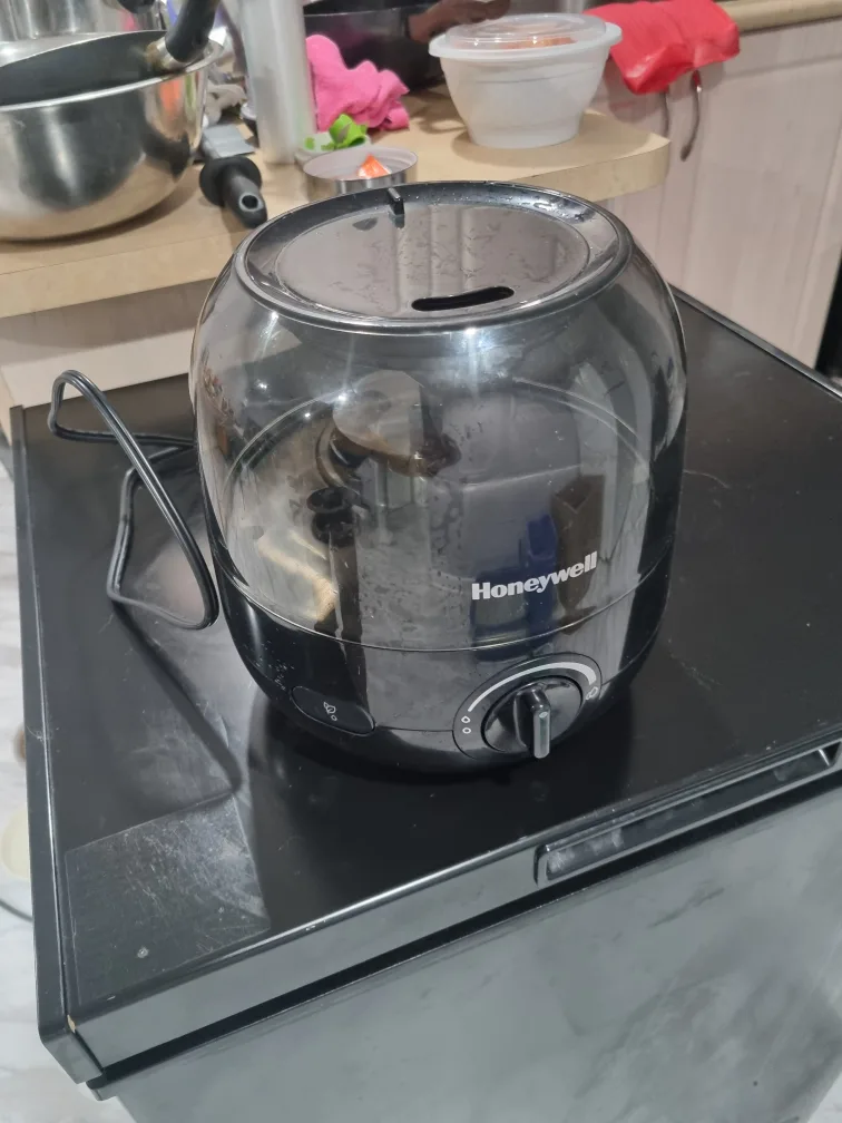 Honeywell Humidifier - Black thumbnail
