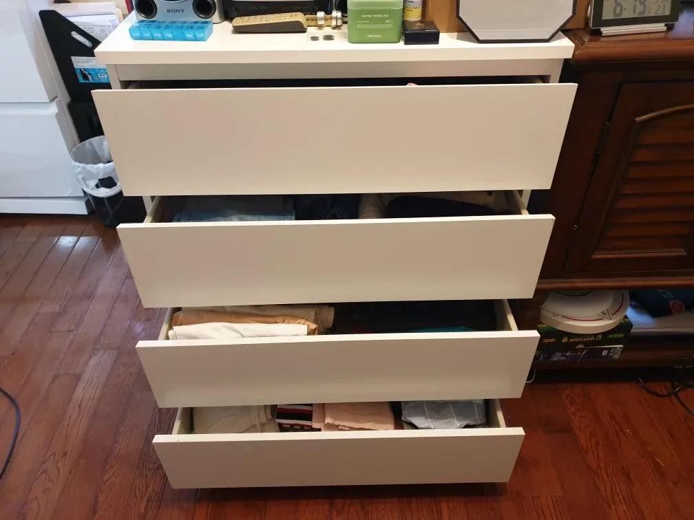 White Drawer Dresser image indicator(2)