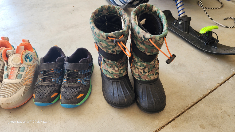 Children's Shoes and Boots Bundle - photo 4