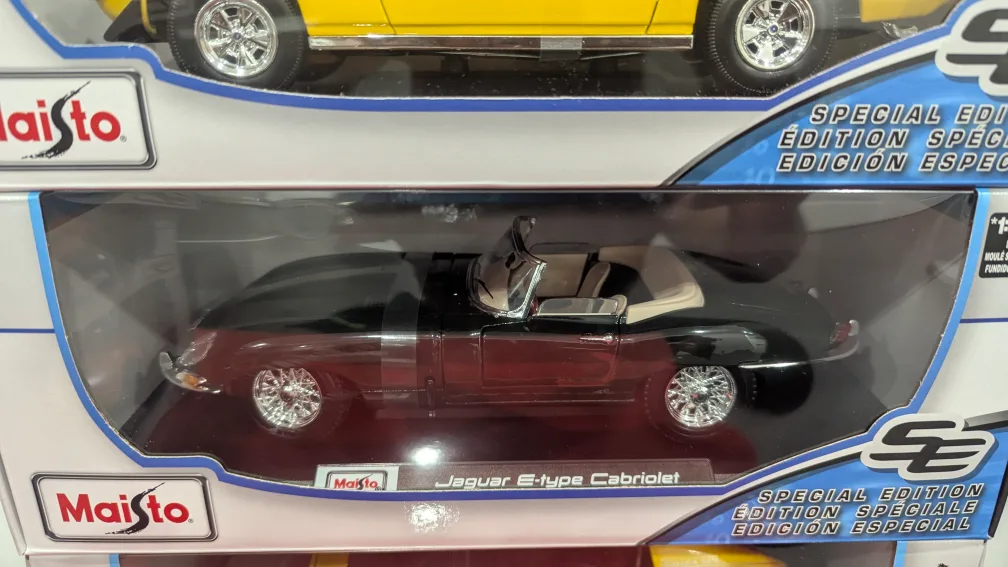 1.18 Diecast / E.Type / Monza SP1 image indicator(3)