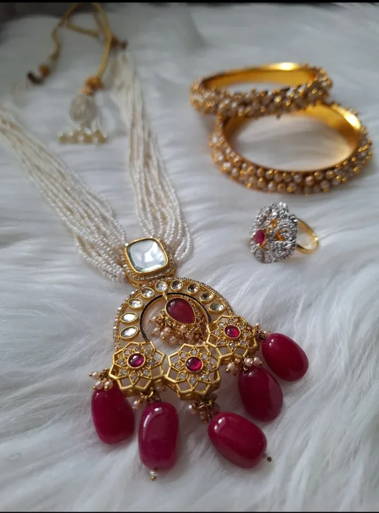 Wedding Jewelry Set – Necklace, Ring & Bangles thumbnail