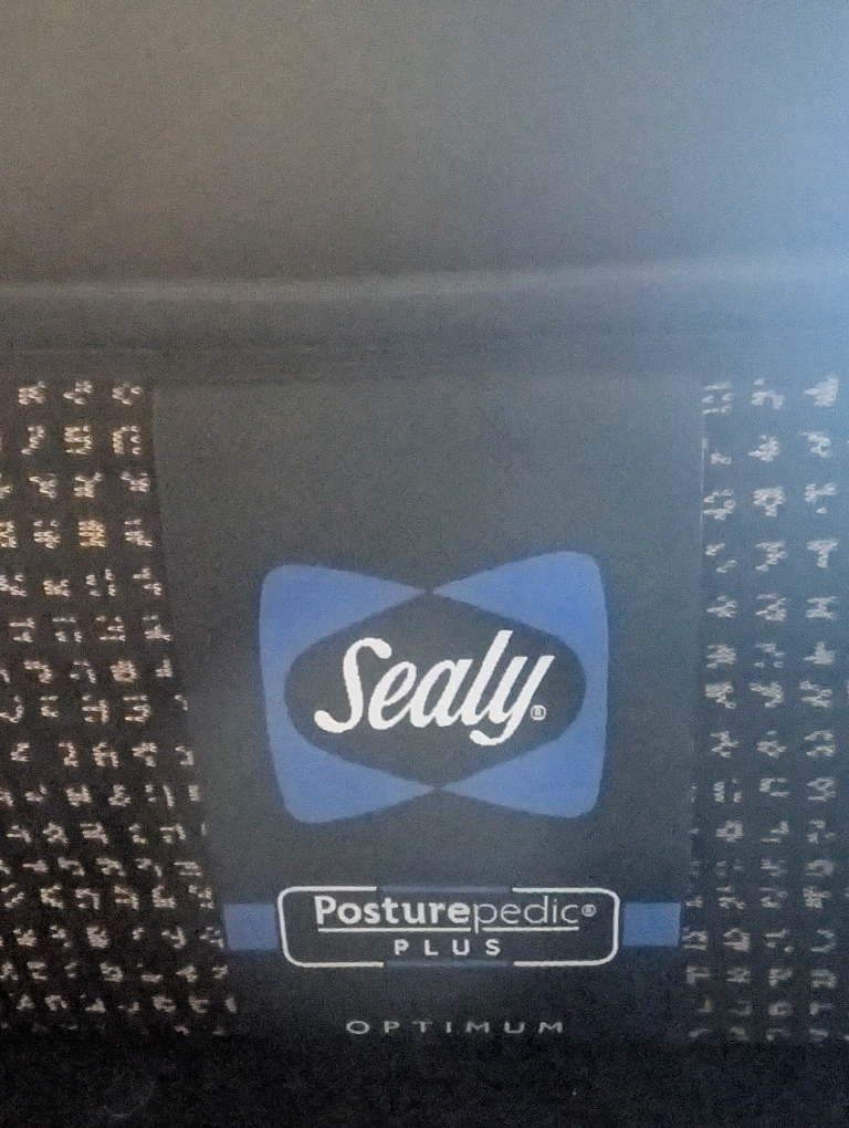 Sealy Posturepedic PLUS Optimum Mattress King Size - photo 3