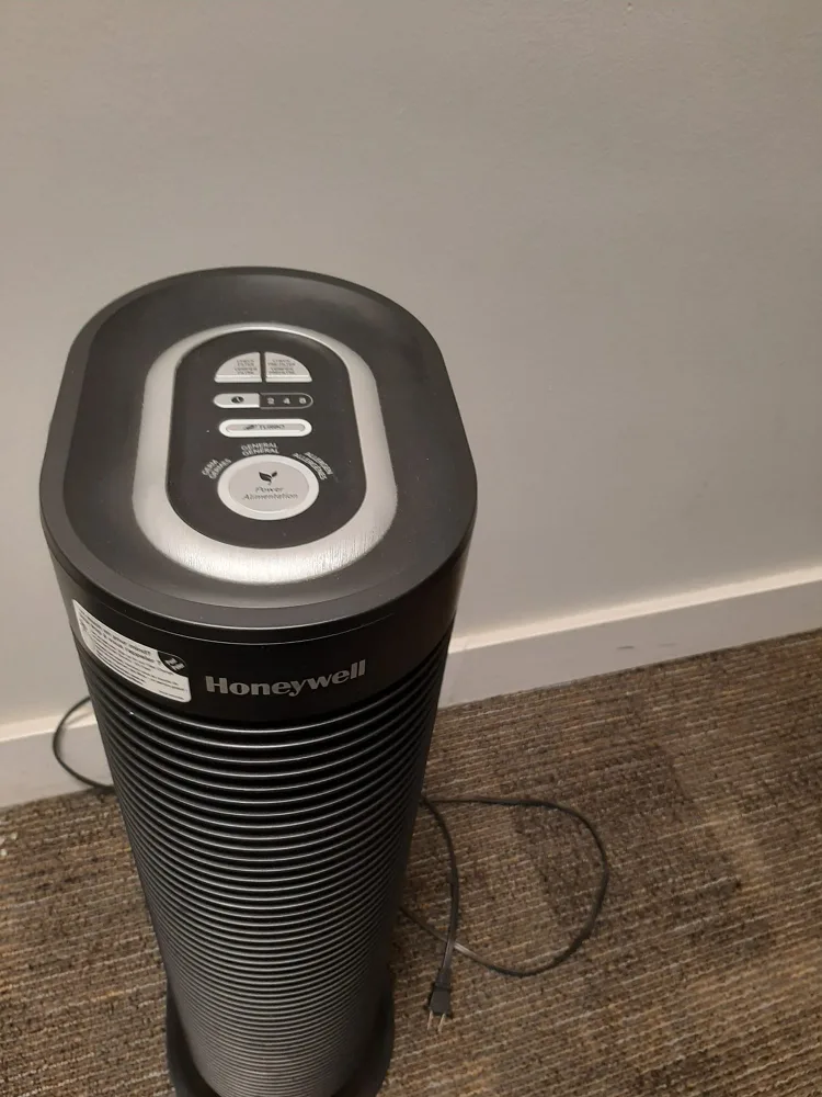 Honeywell Air Purifier thumbnail