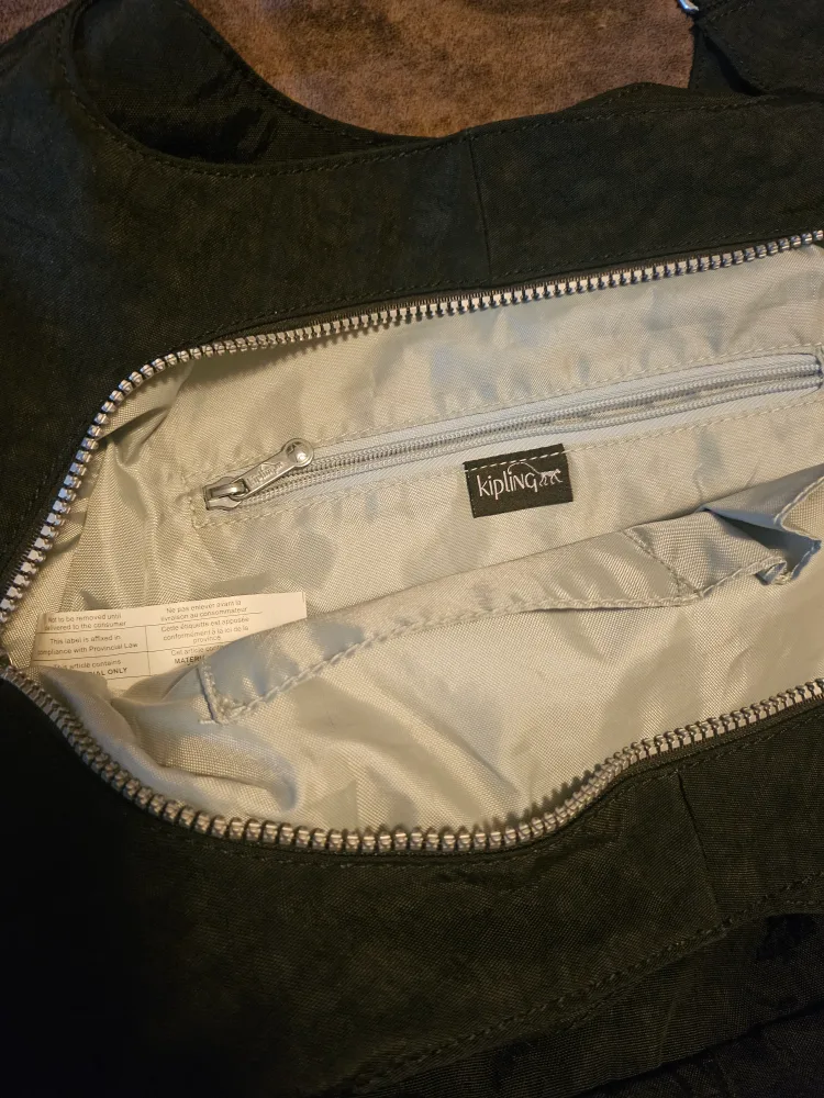 Kipling Black Handbag image indicator(3)