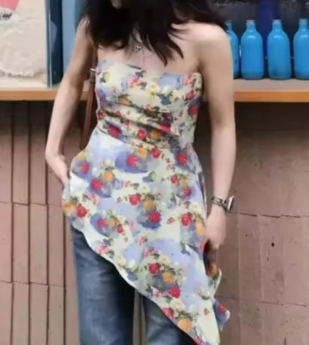 Fashion Classic Archives Floral Tube Top - Size M image indicator(6)