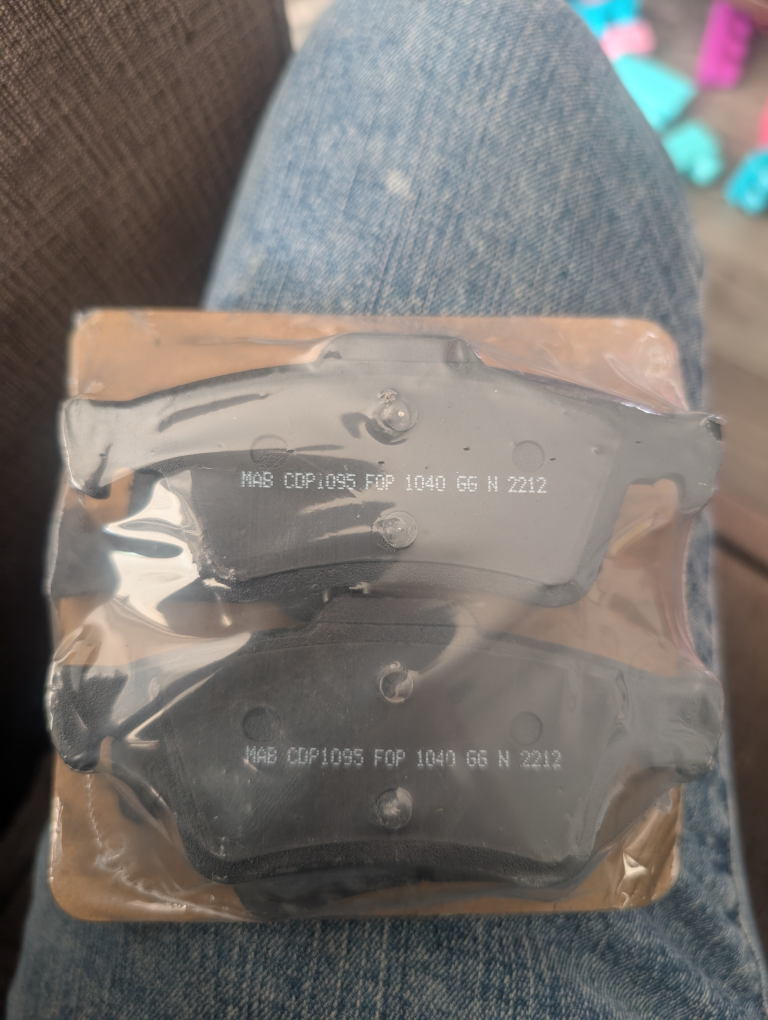 Ceramic Disc Brake Pads New - photo 2
