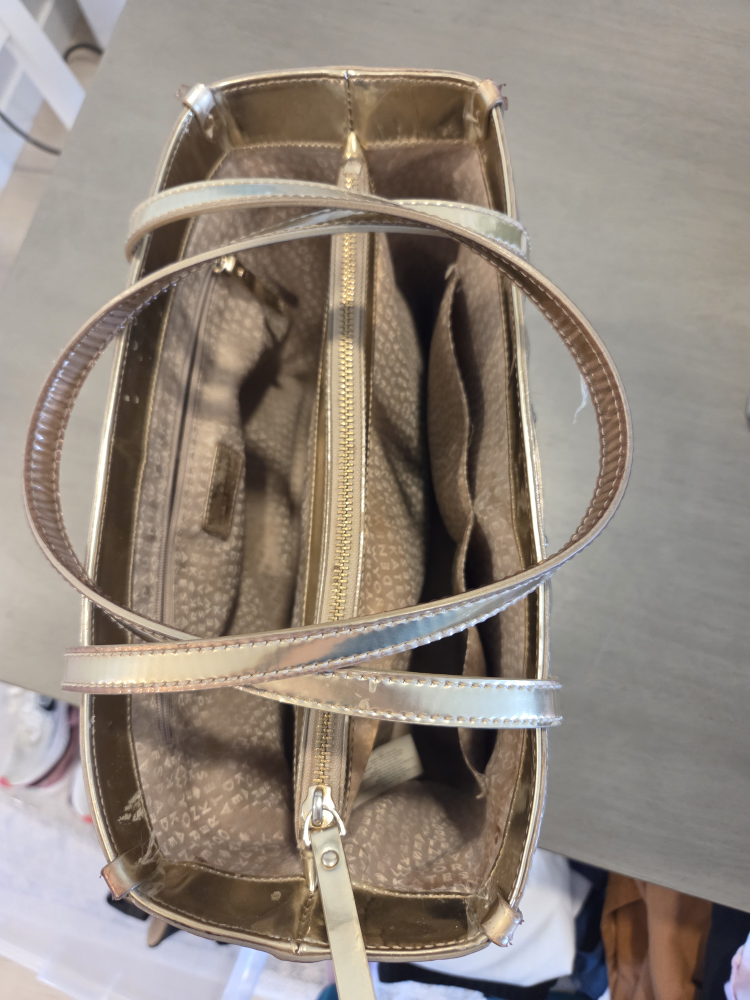 Kate Spade Gold structured bag - photo 3