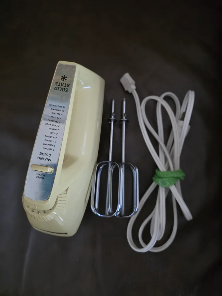 Vintage Hand Mixer thumbnail