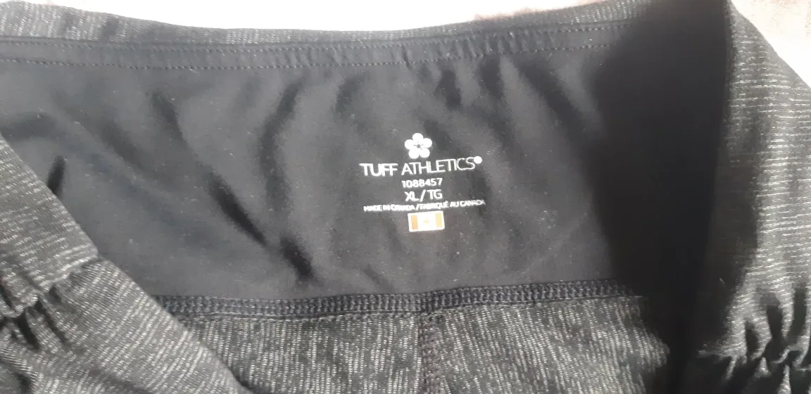 Tuff Athletics XL Capri Leggings - Black image indicator(2)