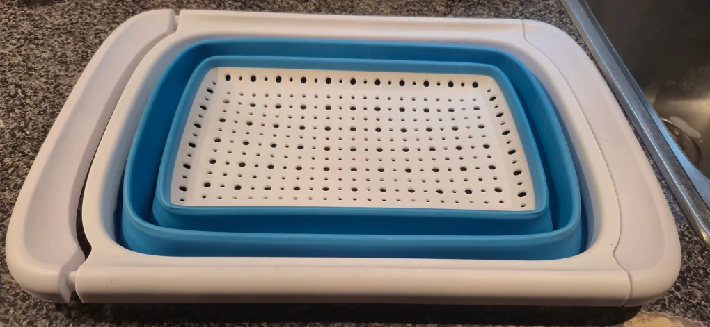 Pyrex Glass Folding Sink Colander Blue and White Ceramic Cup image indicator(7)