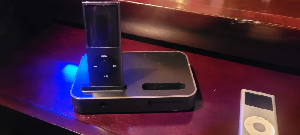 iPod Dock and iPod Set thumbnail