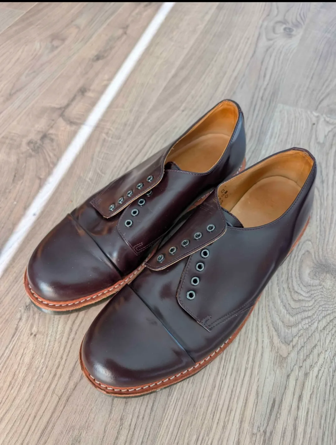 Dr. Martens Leigh Oxford Shoes thumbnail