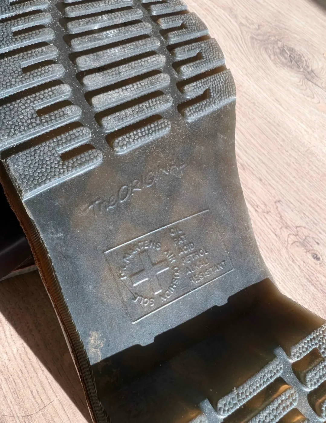 Dr. Martens Leigh Oxford Shoes image indicator(3)