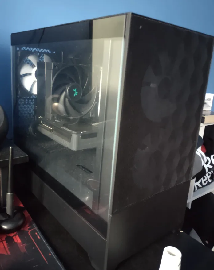 Brand New! Custom Built Gaming PC. 5060 TI Ryzen 5 9600x image indicator(5)