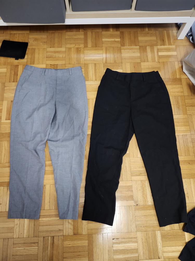 Uniqlo Pants - Size S (Waist 26-27 inch)