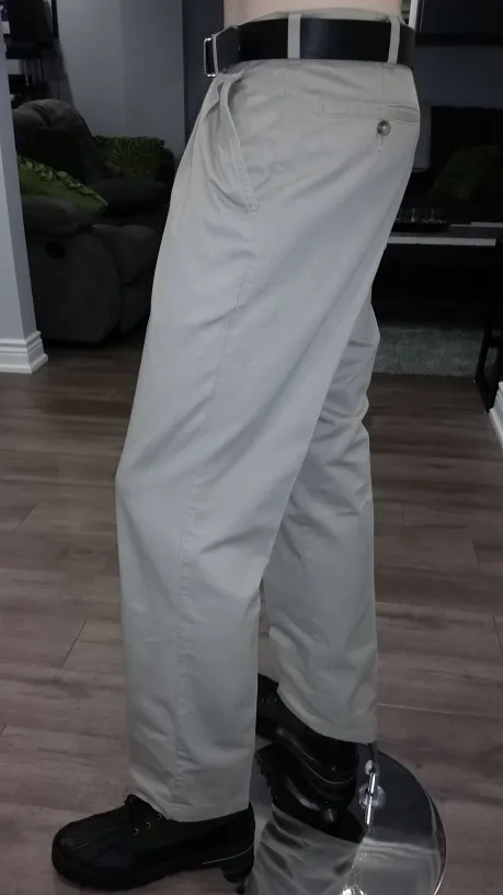 EUC - Men's George Beige Pleated Khaki Pants 32" x 30" image indicator(3)