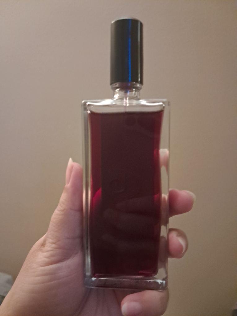 Serge Lutens La Fille de Berlin Perfume - photo 2