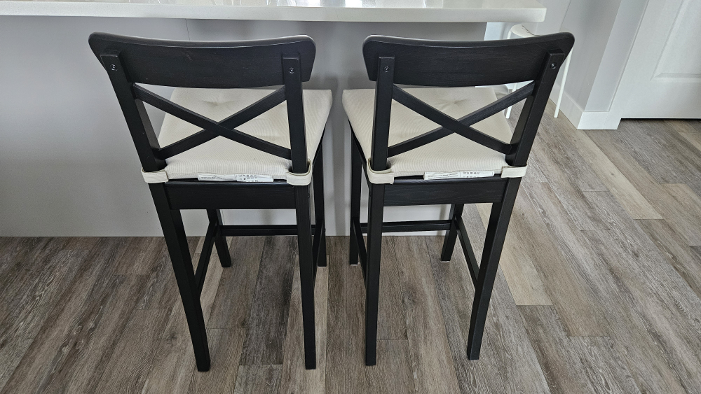 Ikea 2 bar stools with chair pad - photo 2