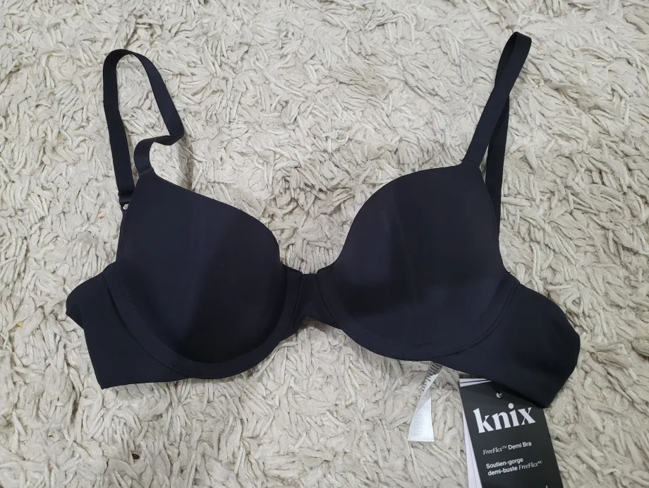Knick's FreeFlex Demi Bra - Size 32B thumbnail