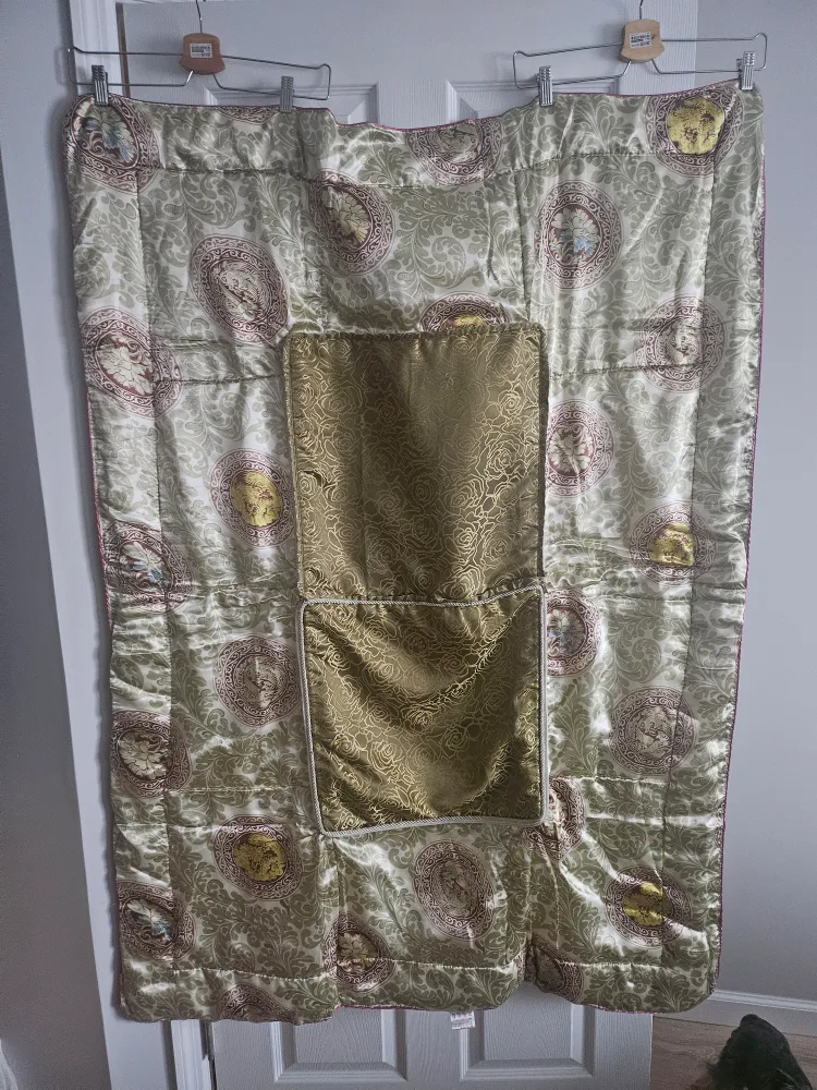 💚🥕 2 in 1 pillow & blanket / throw image indicator(3)