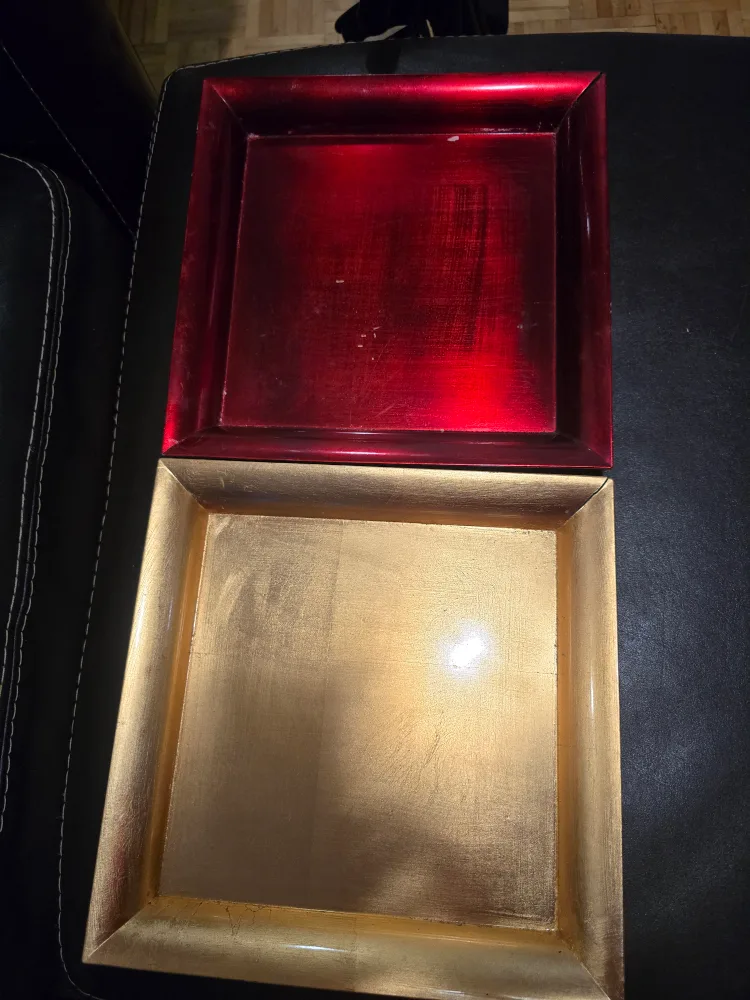 Red & Gold Decorative Square Plates thumbnail