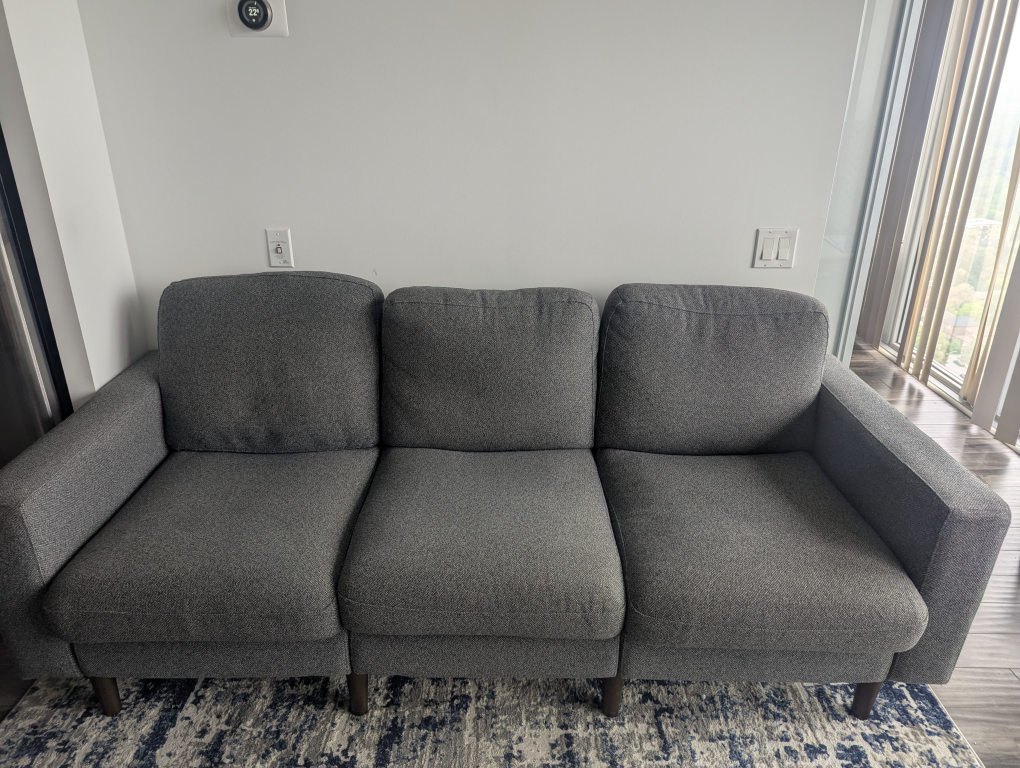 Cozey three-seat couch Altus Collection