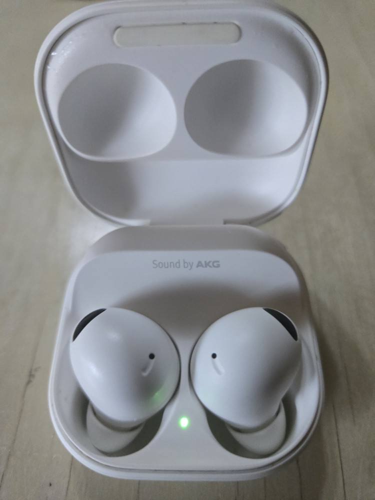 Samsung Wireless Earbuds - photo 2