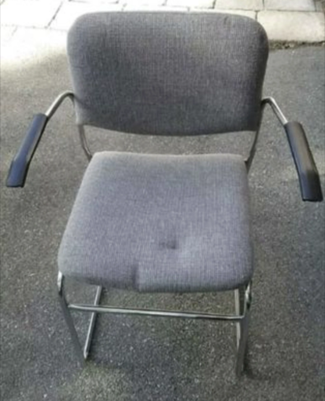 Grey Office Chair 💚🥕