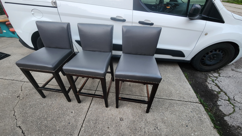 bar stools  (3) - photo 2