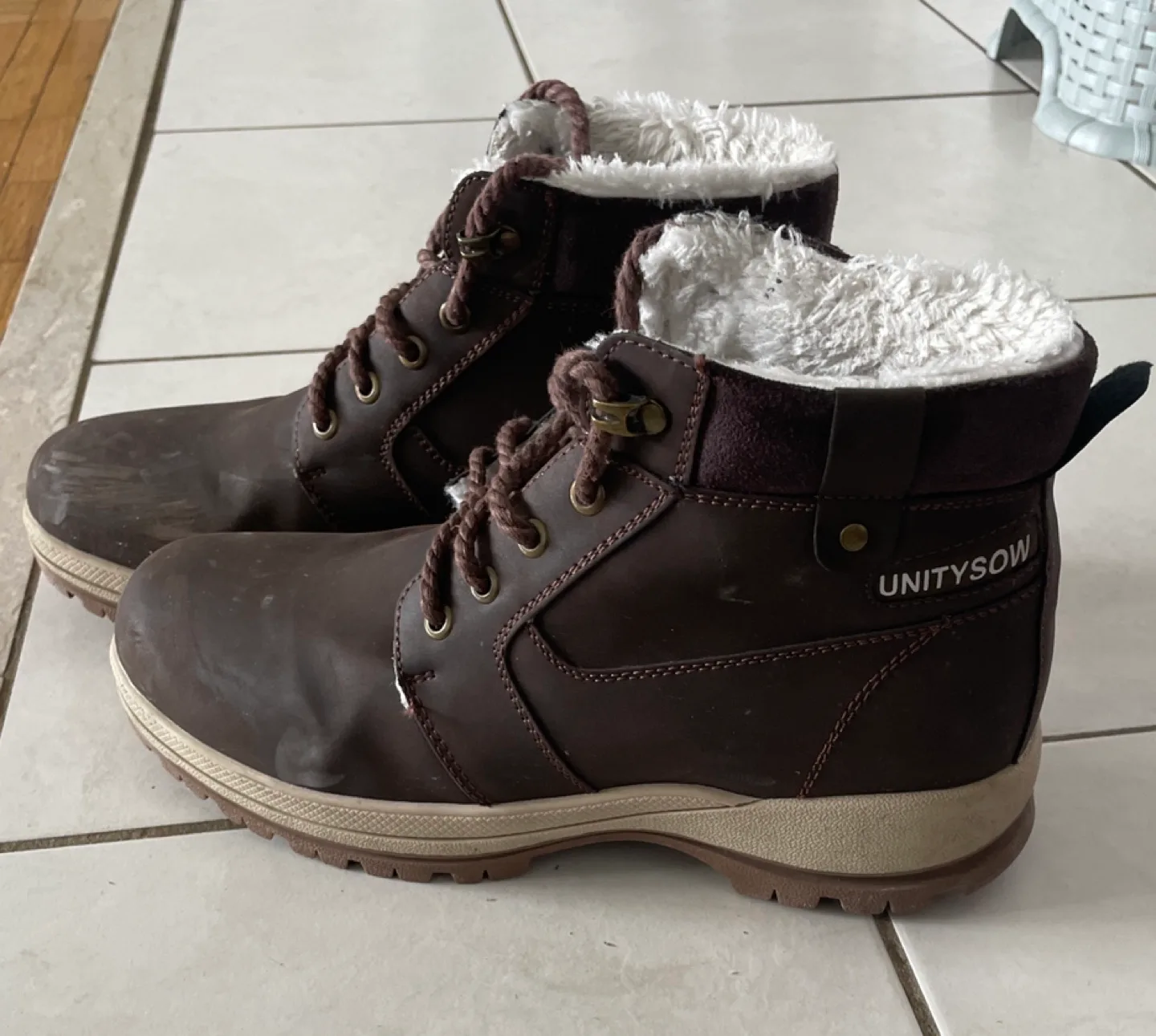 Snow/winter shoes image indicator(2)