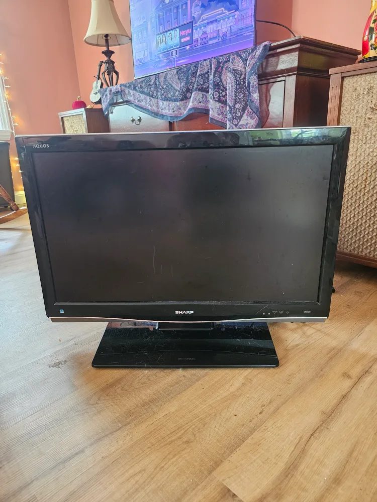 SHARP AQUOS TV thumbnail