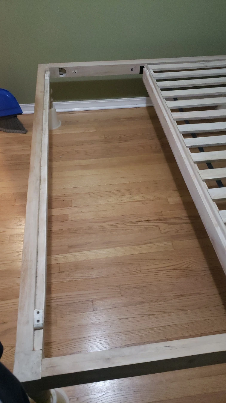 Wooden bed frame - photo 5