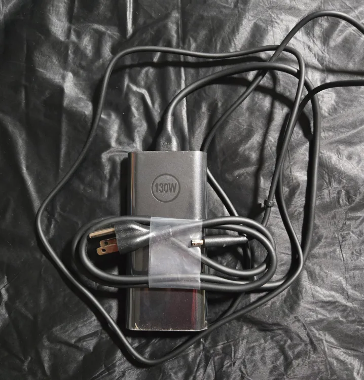 Laptop AC Power Adapter thumbnail