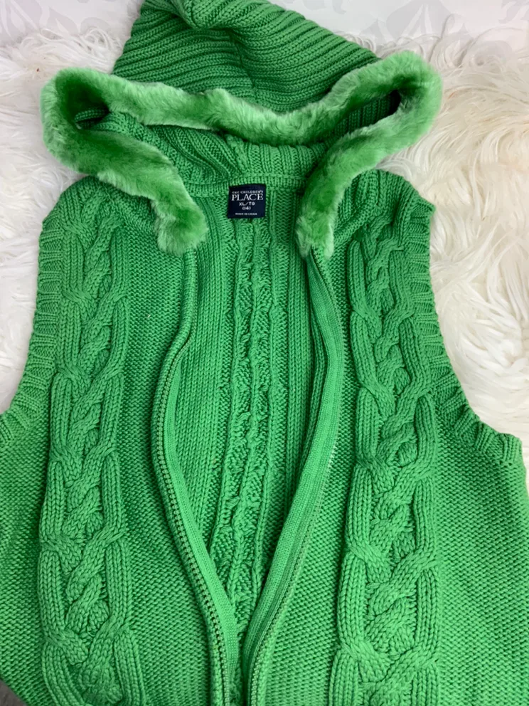 Green vest thumbnail